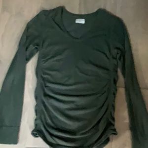 Athleta long sleeved dark green ruched side top - large